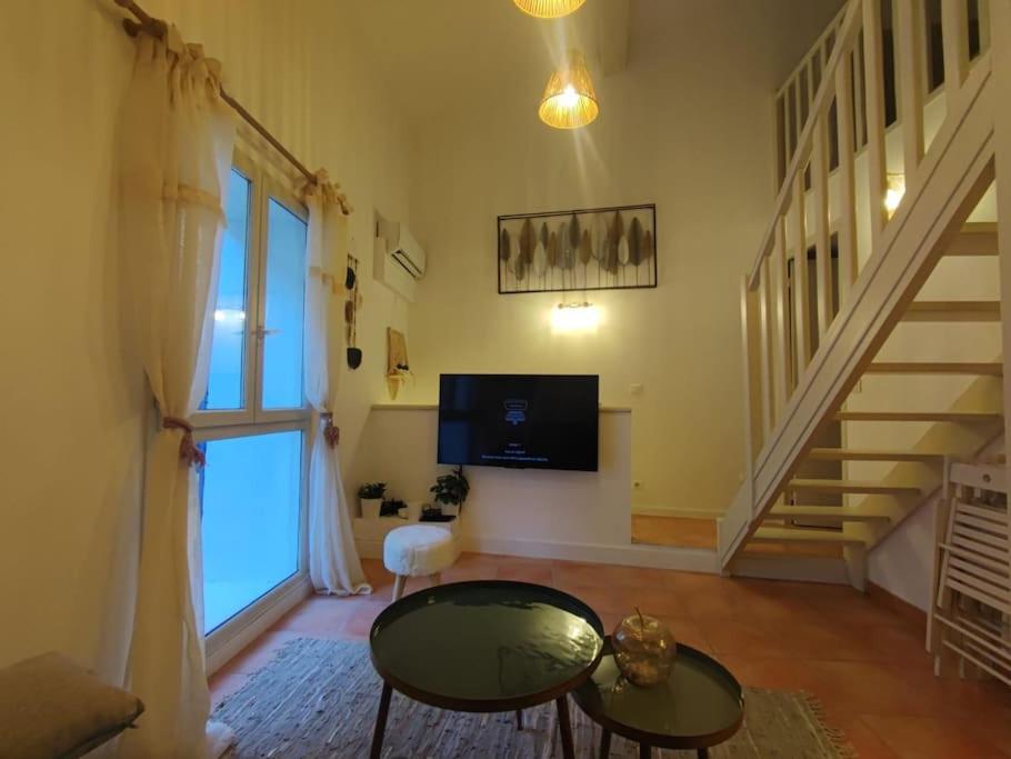 Appartement Cosy 2/4 Personnes La Roquebrussanne エクステリア 写真
