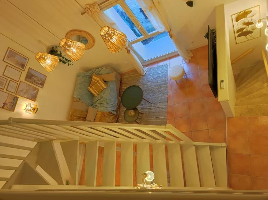 Appartement Cosy 2/4 Personnes La Roquebrussanne エクステリア 写真