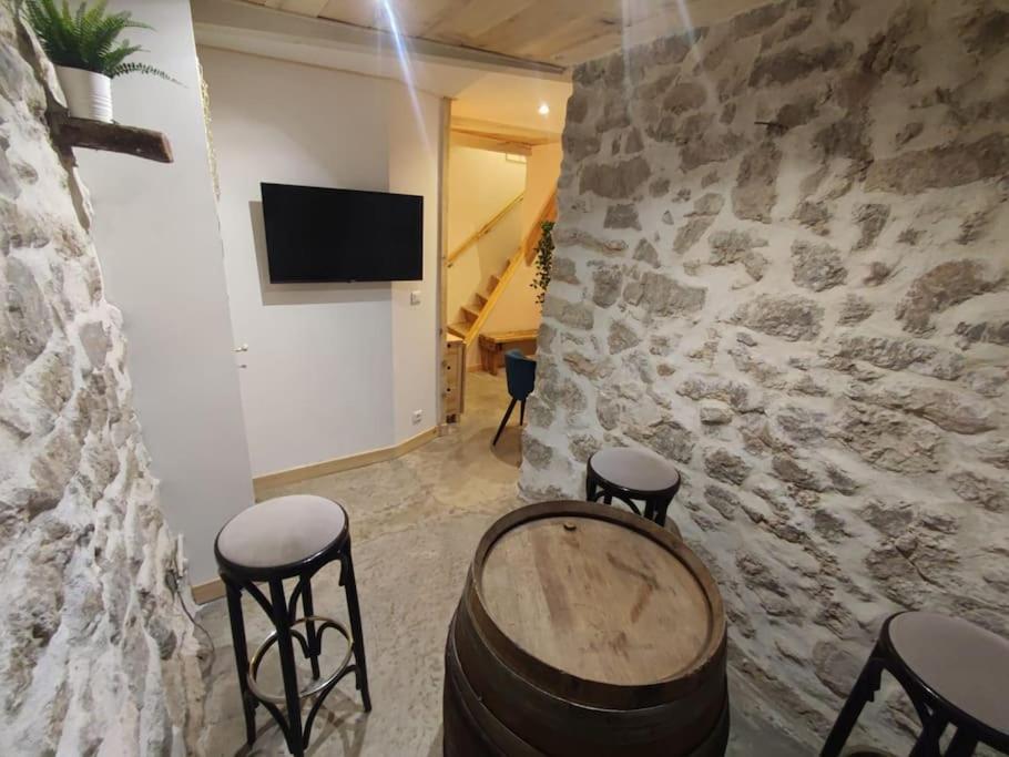 Appartement Cosy 2/4 Personnes La Roquebrussanne エクステリア 写真